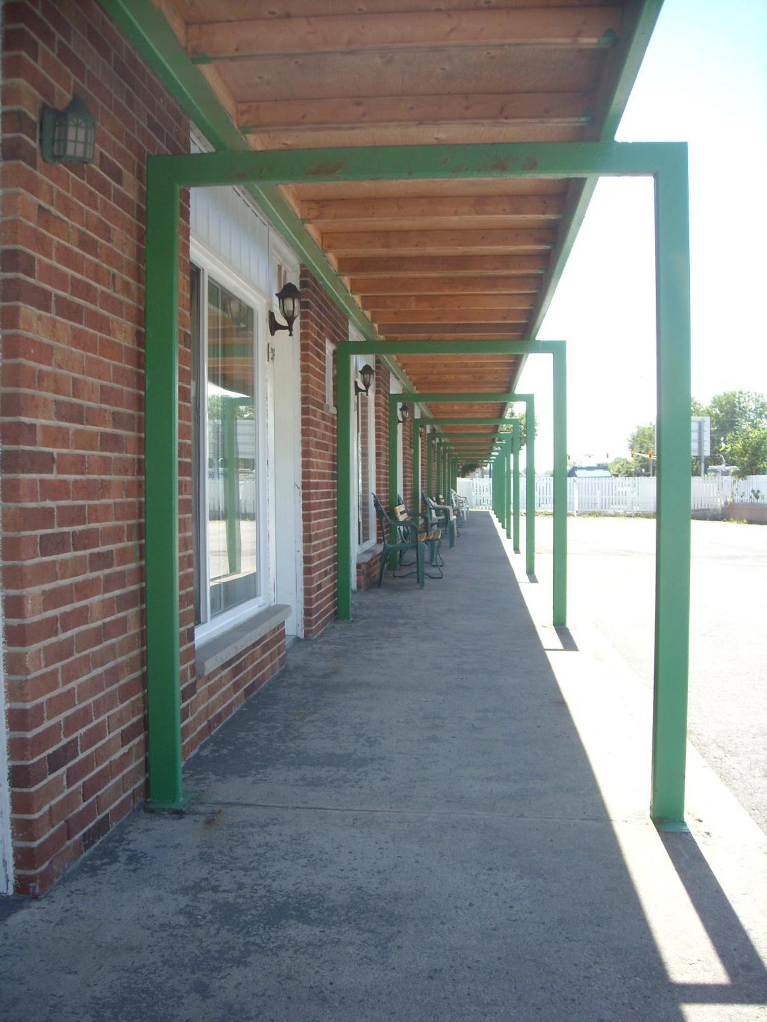Motel Montreal Notre-Dame-de-l'Ile-Perrot Екстер'єр фото