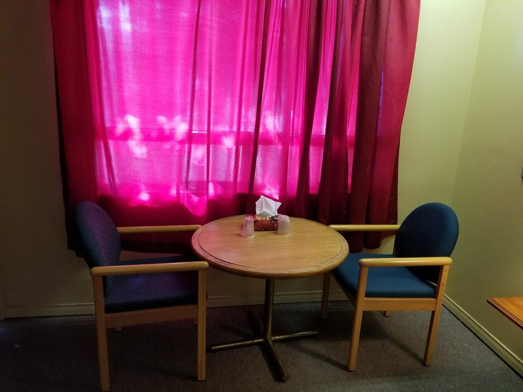 Motel Montreal Notre-Dame-de-l'Ile-Perrot Екстер'єр фото